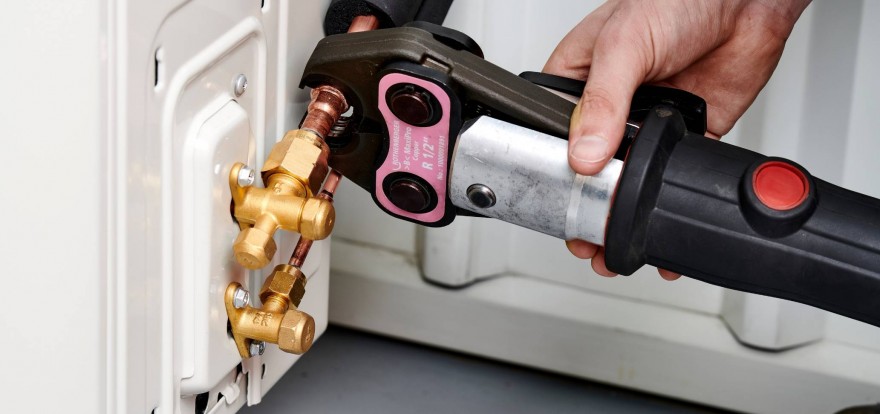 Maxi Pro Gauge Featured 1